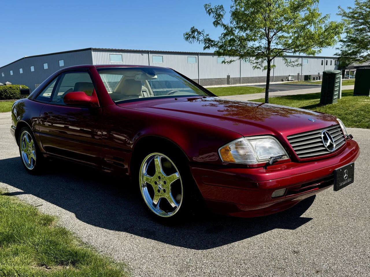 Used 1999 Mercedes-Benz SL 500 image 4
