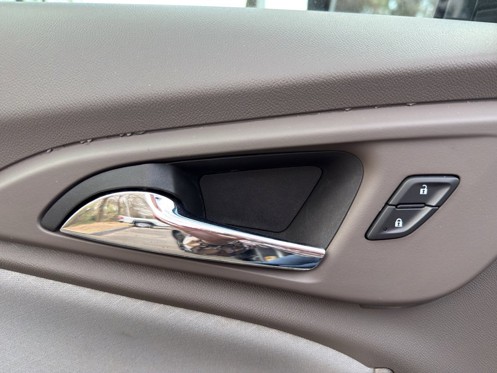 Used 2024 Chevrolet Malibu LT image 26