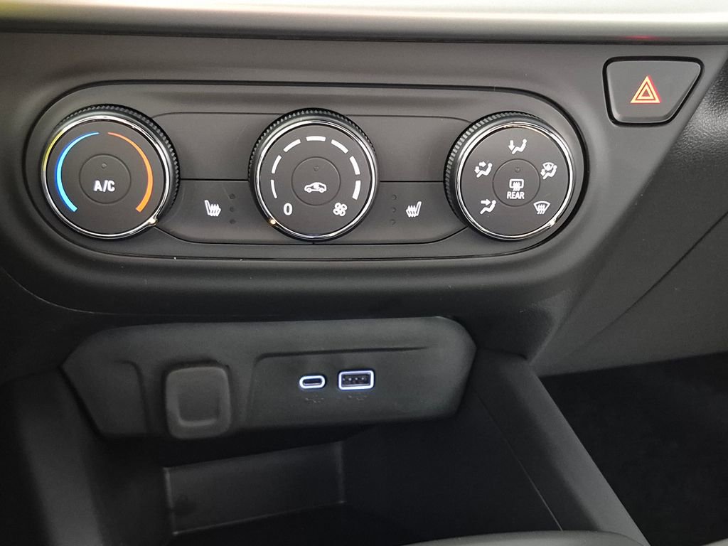 New 2026 Chevrolet Trax RS image 18