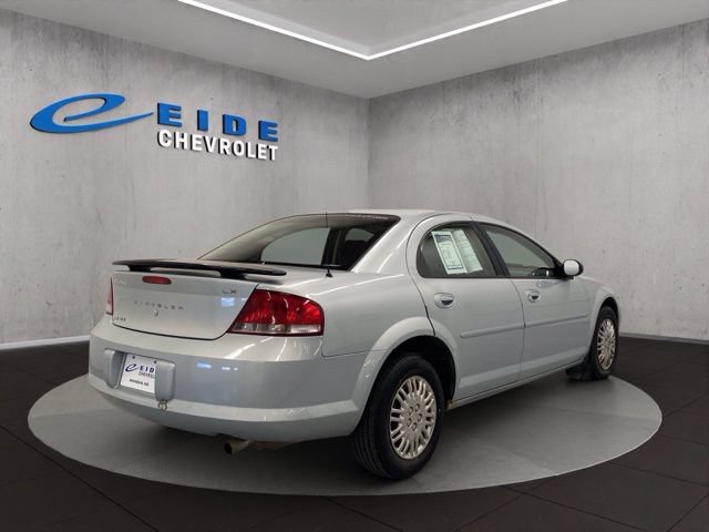 Used 2002 Chrysler Sebring LX FWD image 12