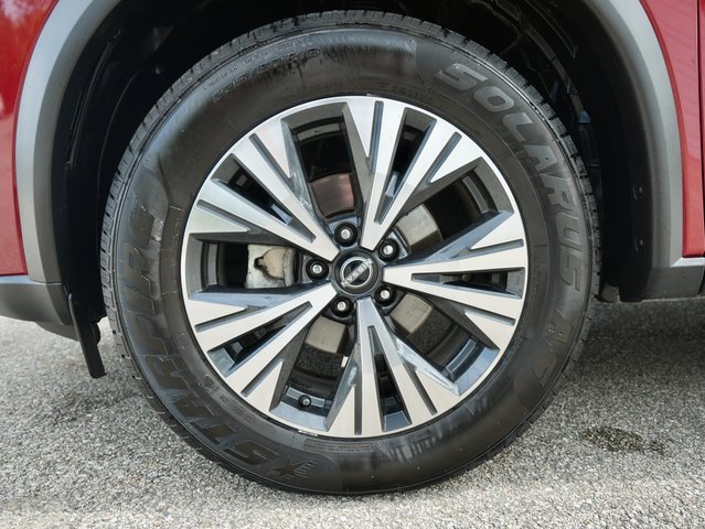 Used 2023 Nissan Rogue SV image 31