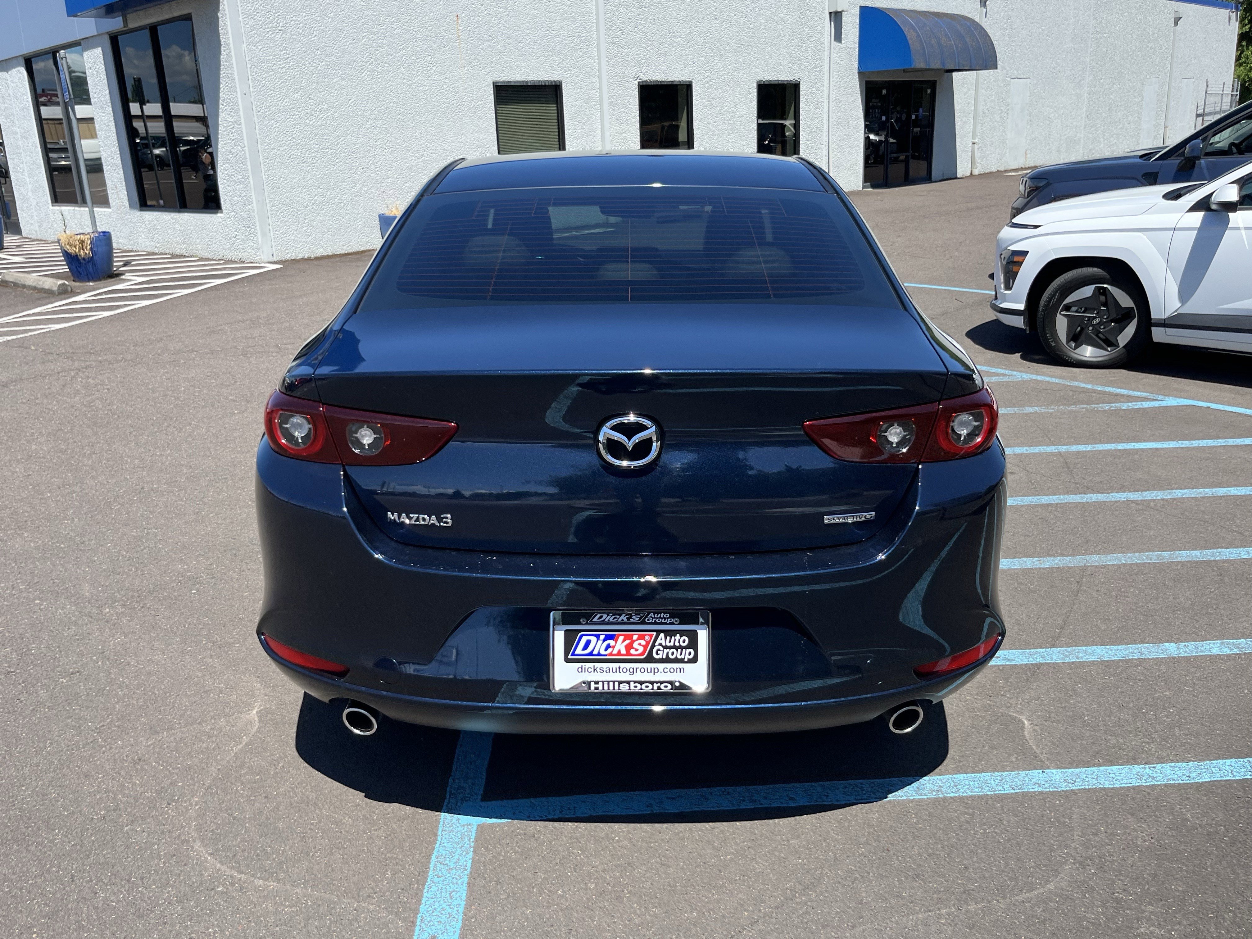 Used 2024 MAZDA MAZDA3 s FWD image 4
