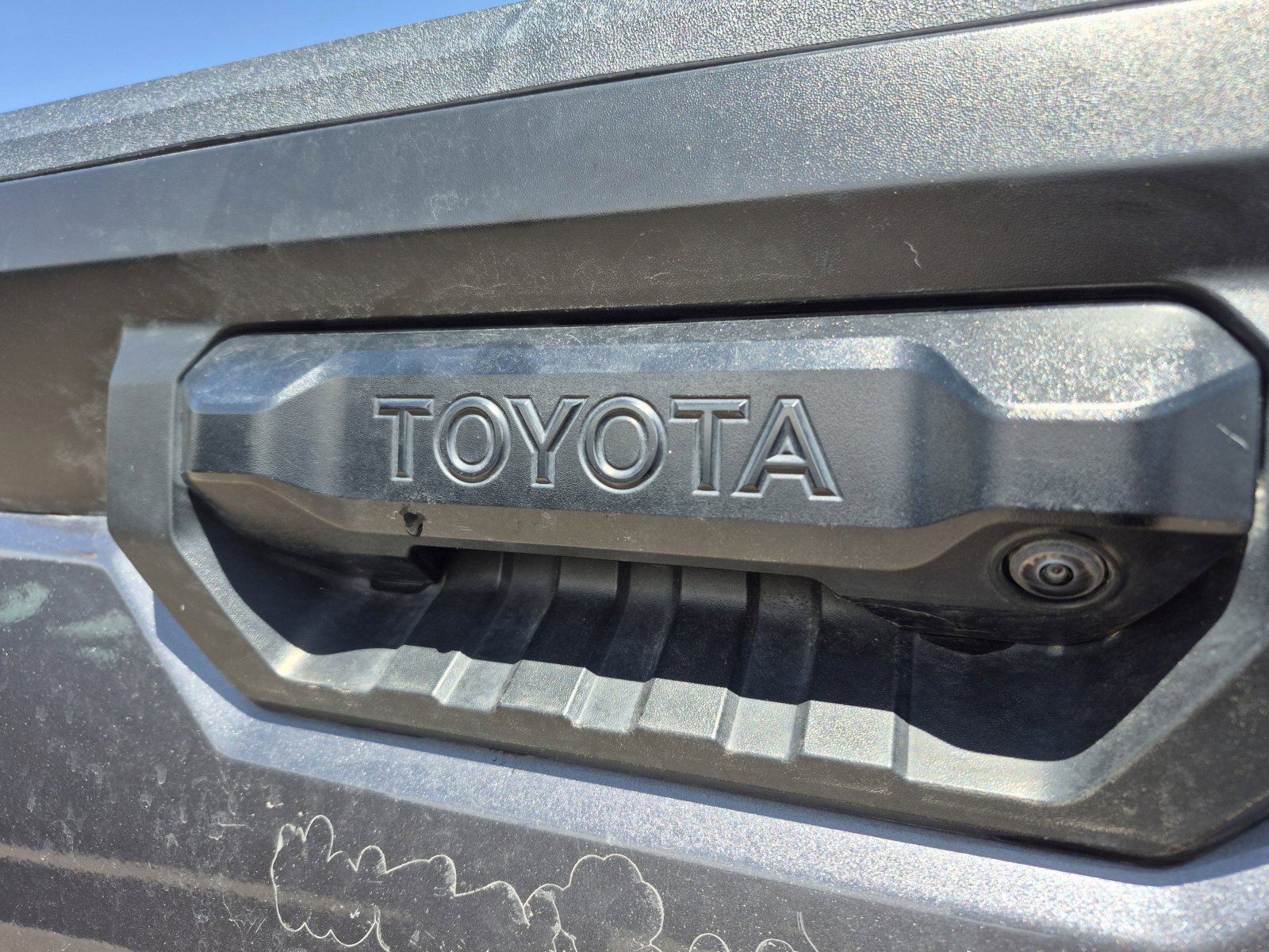 Used 2023 Toyota Tundra SR5 w/ SR5 Convenience Package AWD/4WD image 21