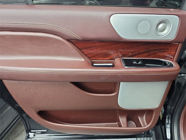 Used 2018 Lincoln Navigator L Black Label image 8