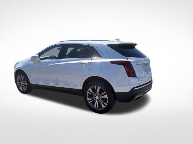 Certified 2024 Cadillac XT5 Premium Luxury AWD/4WD image 3