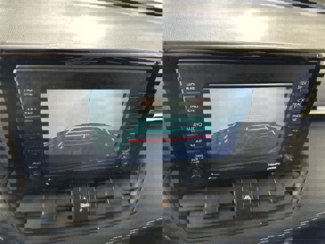 Used 2021 Toyota RAV4 LE image 15