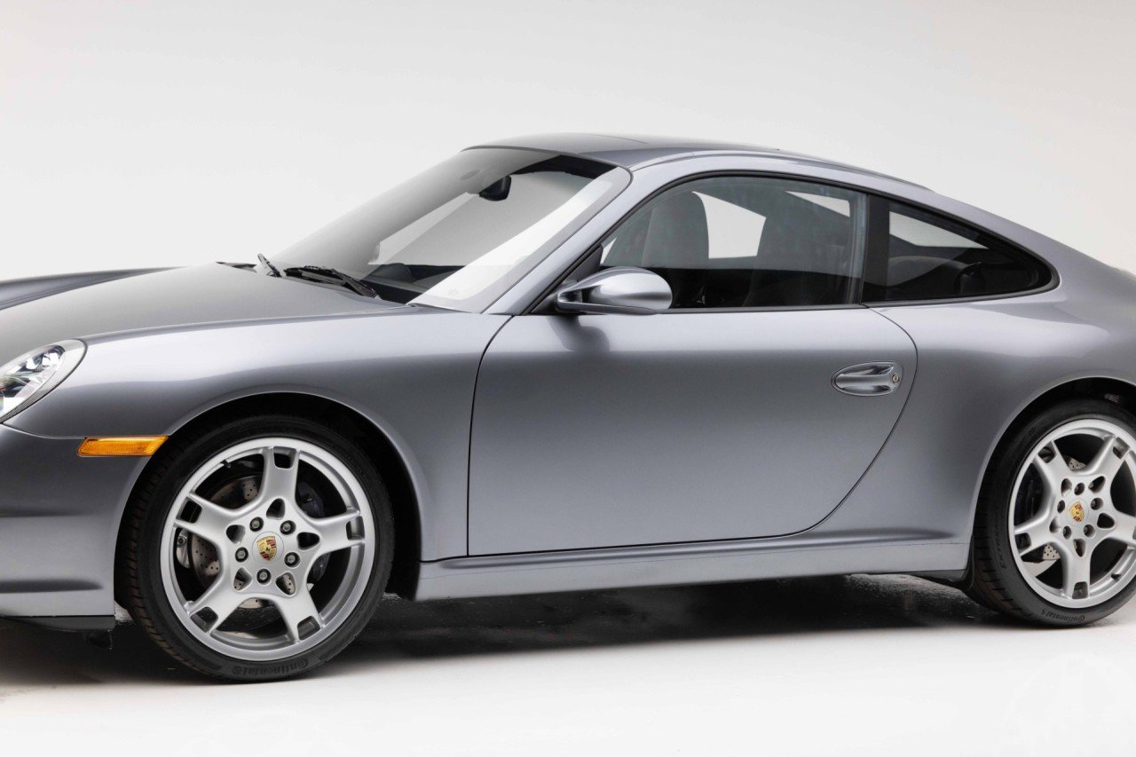 Used 2006 Porsche 911 Carrera RWD image 31