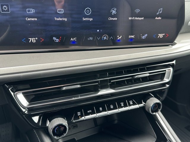 New 2026 Chevrolet Traverse LT w/ LPO, Floor Liner Package image 17