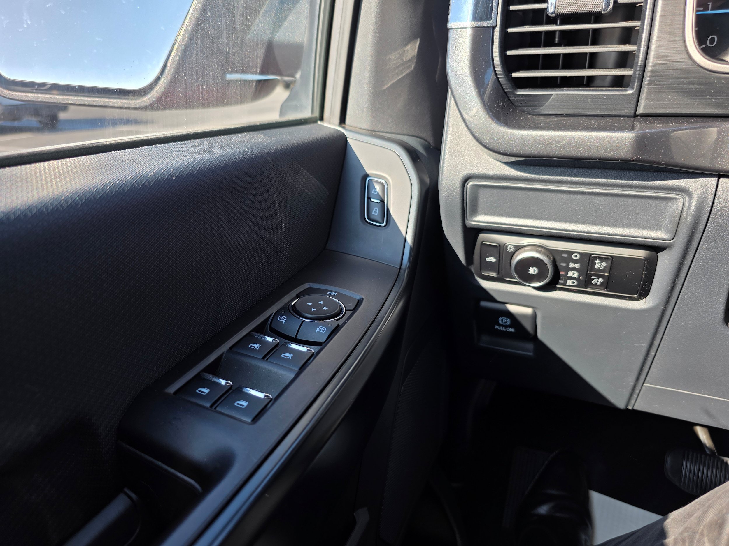 Used 2023 Ford F150 XL w/ STX Appearance Package AWD/4WD image 19