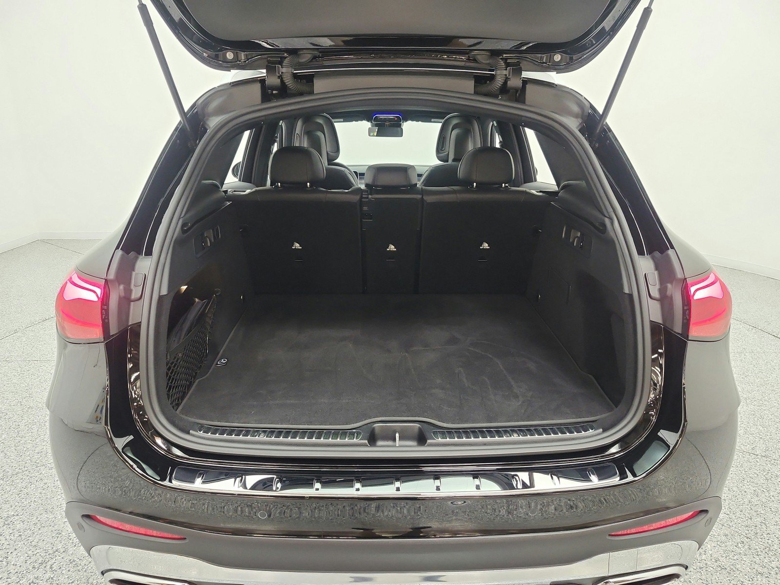 Used 2023 Mercedes-Benz GLC 300 image 18