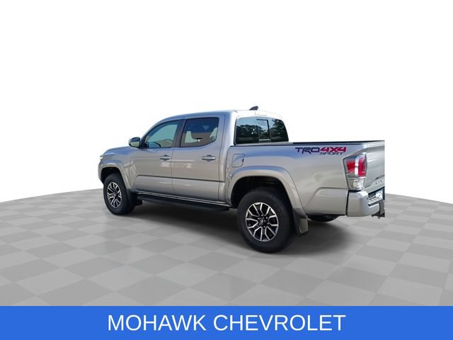 Used 2021 Toyota Tacoma TRD Sport w/ Technology Package AWD/4WD image 6