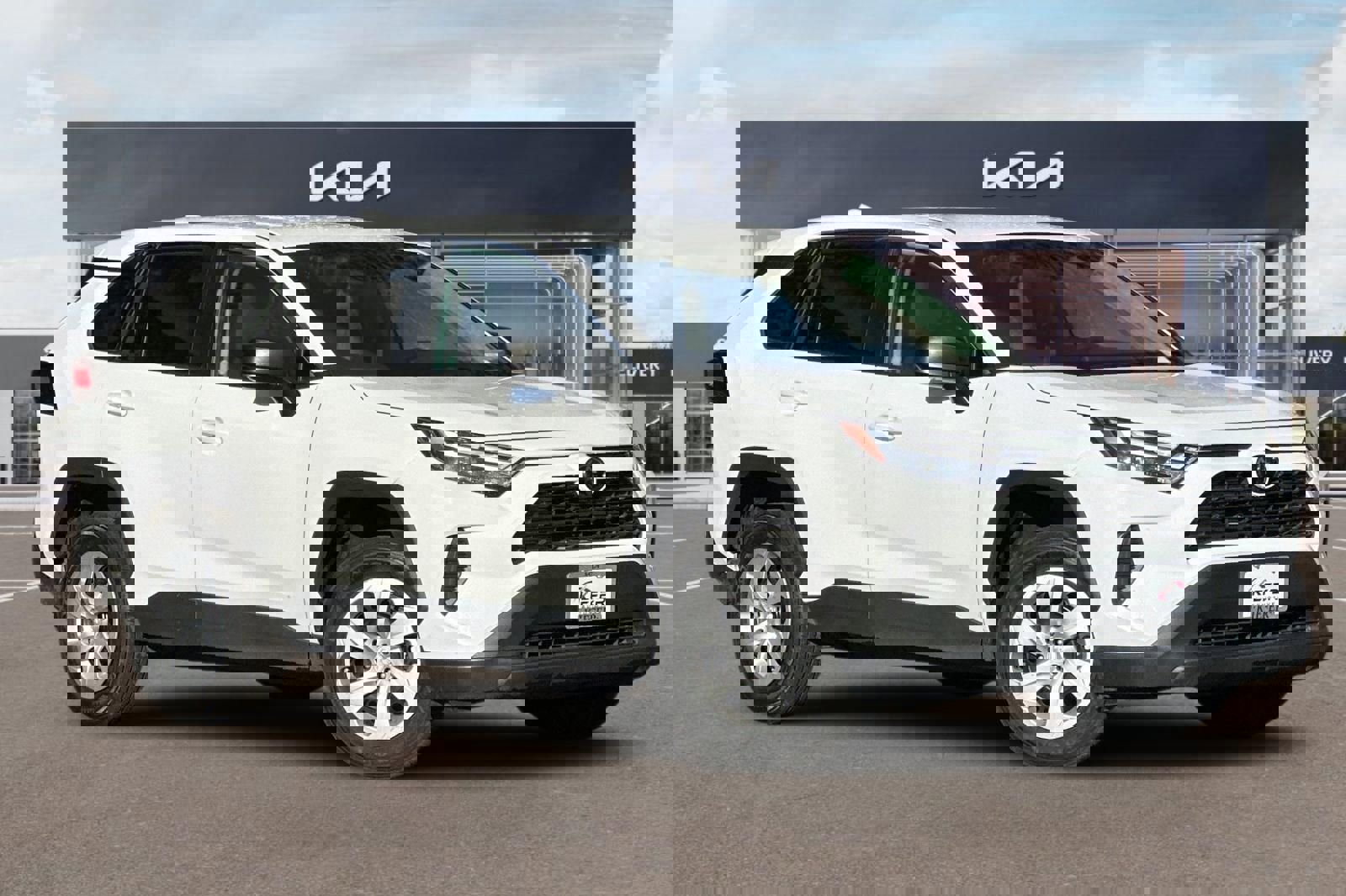 Used 2024 Toyota RAV4 LE image 2