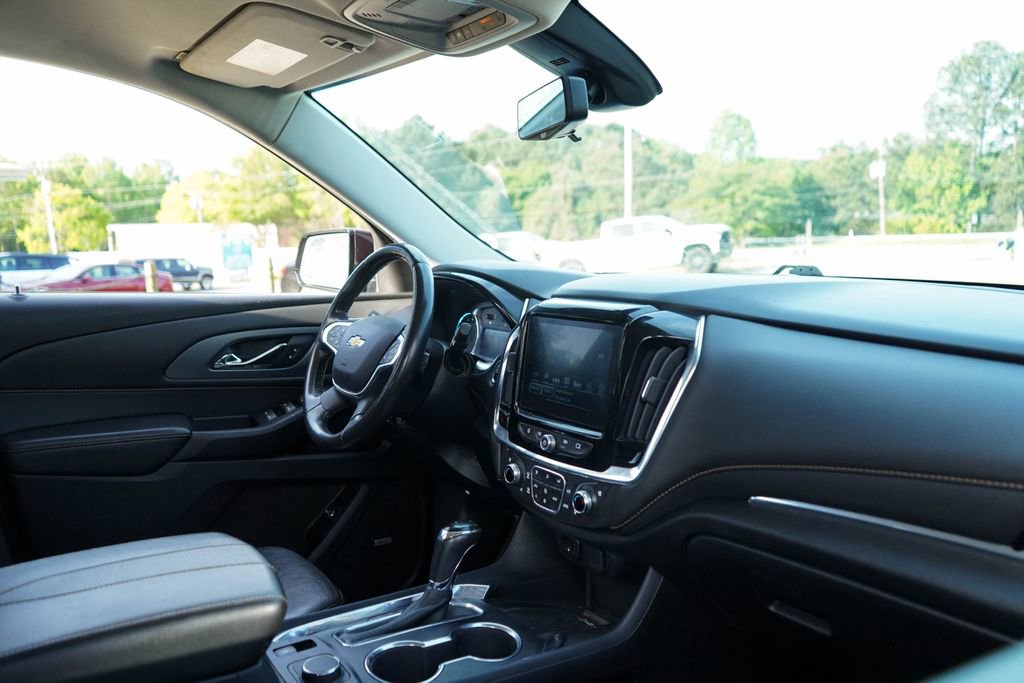 Used 2019 Chevrolet Traverse Premier w/ Driver Confidence II Package image 33