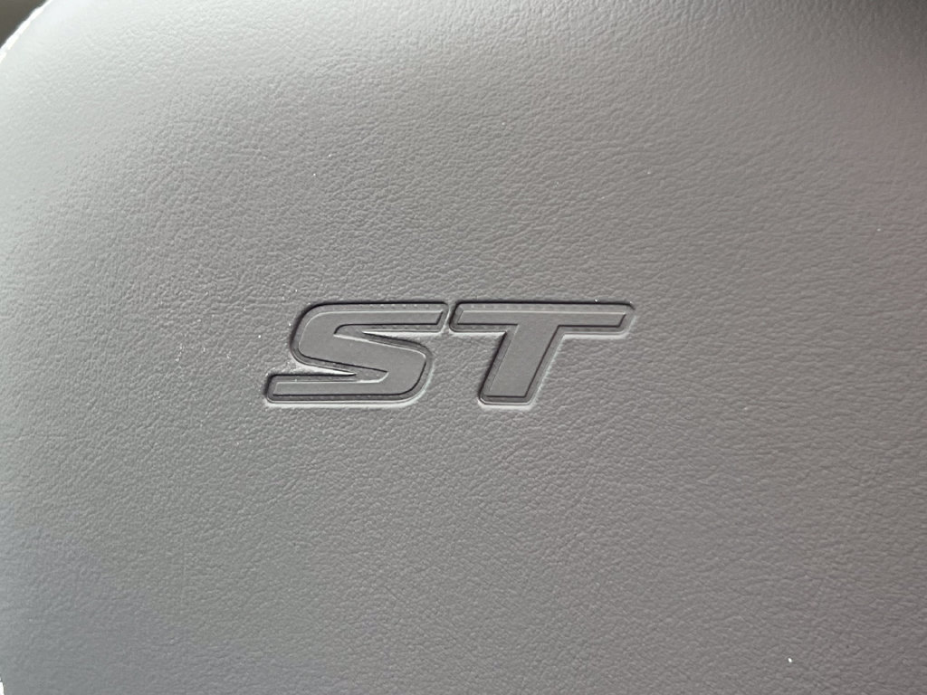 New 2026 Buick Envision Sport Touring AWD/4WD image 15