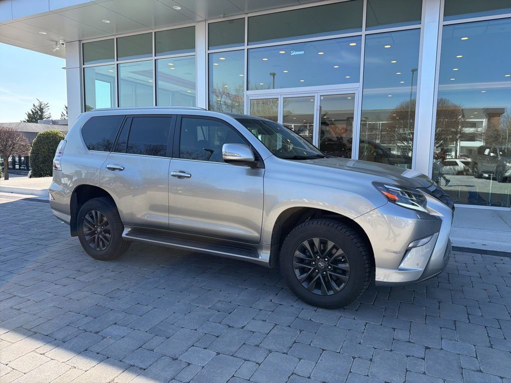 Used 2020 Lexus GX 460 Premium w/ Premium Package image 7