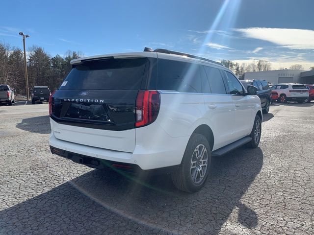New 2026 Ford Expedition Active AWD/4WD image 10