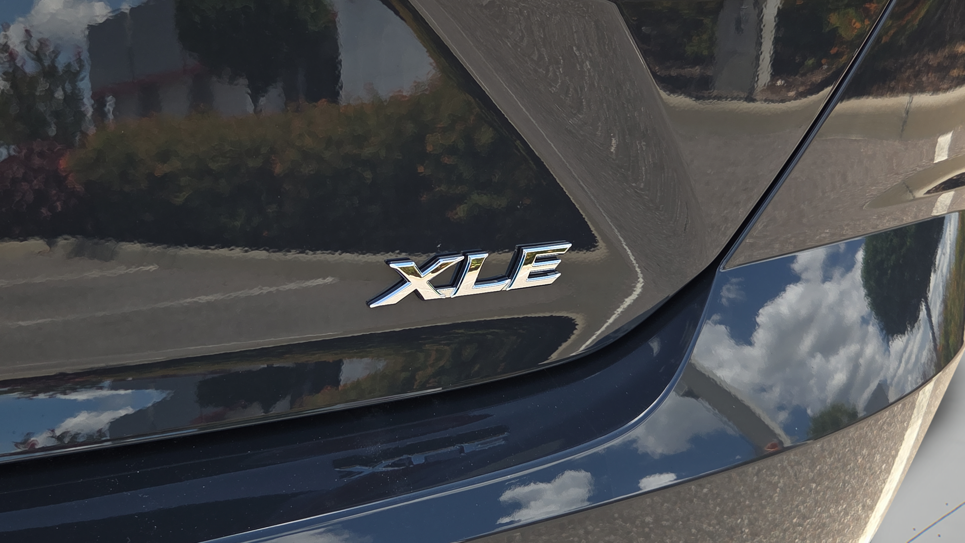 Certified 2026 Toyota Camry XLE FWD image 30