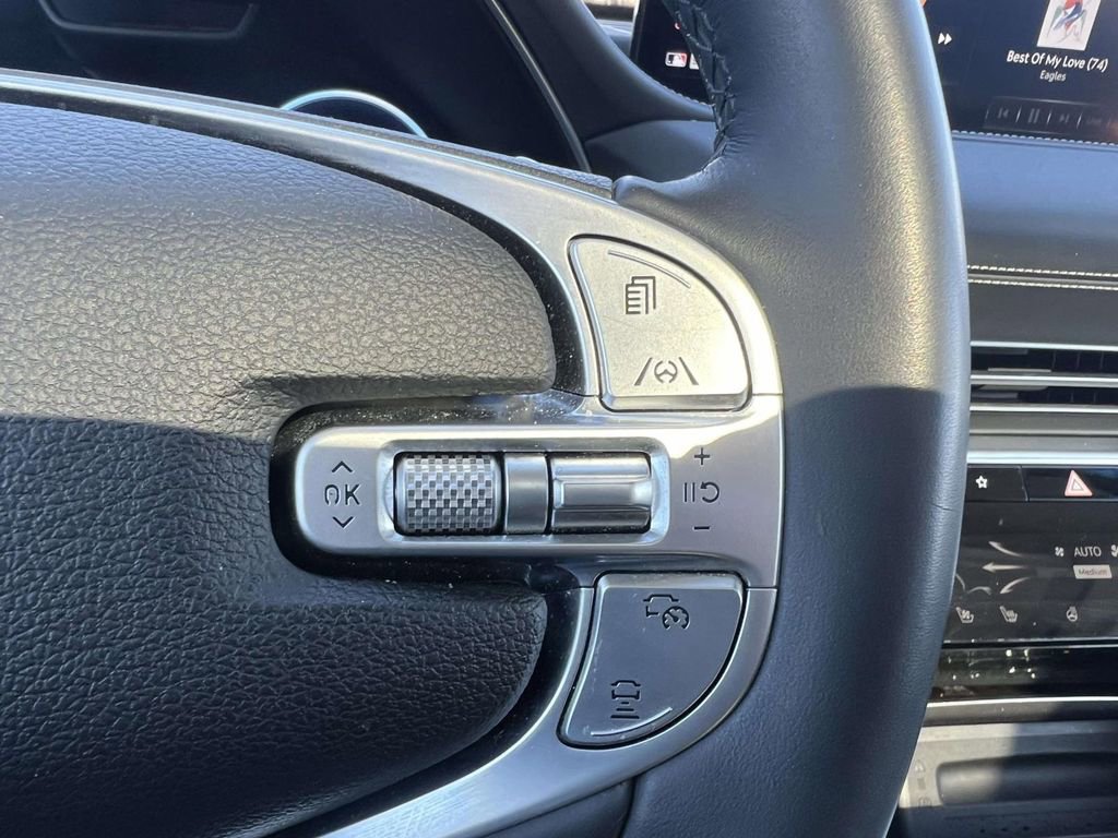 Certified 2023 Genesis GV80 2.5T w/ Prestige 20" Package image 22