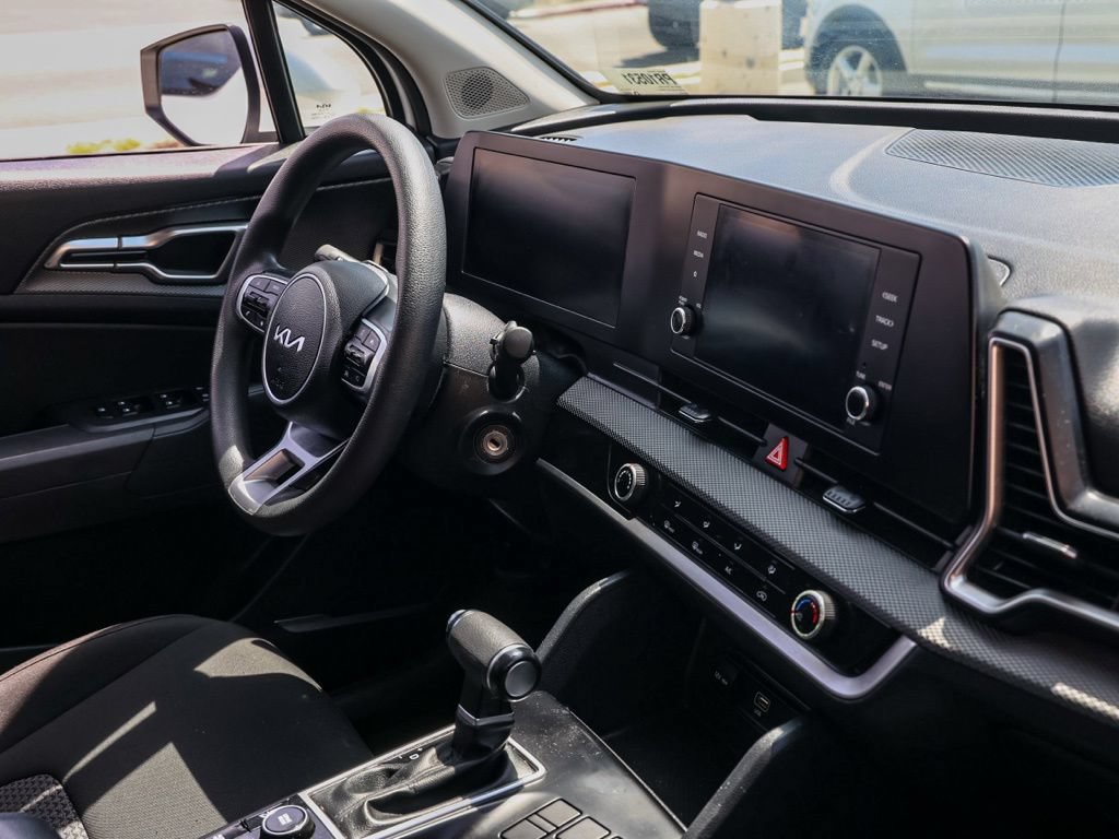 Used 2024 Kia Sportage LX FWD image 20