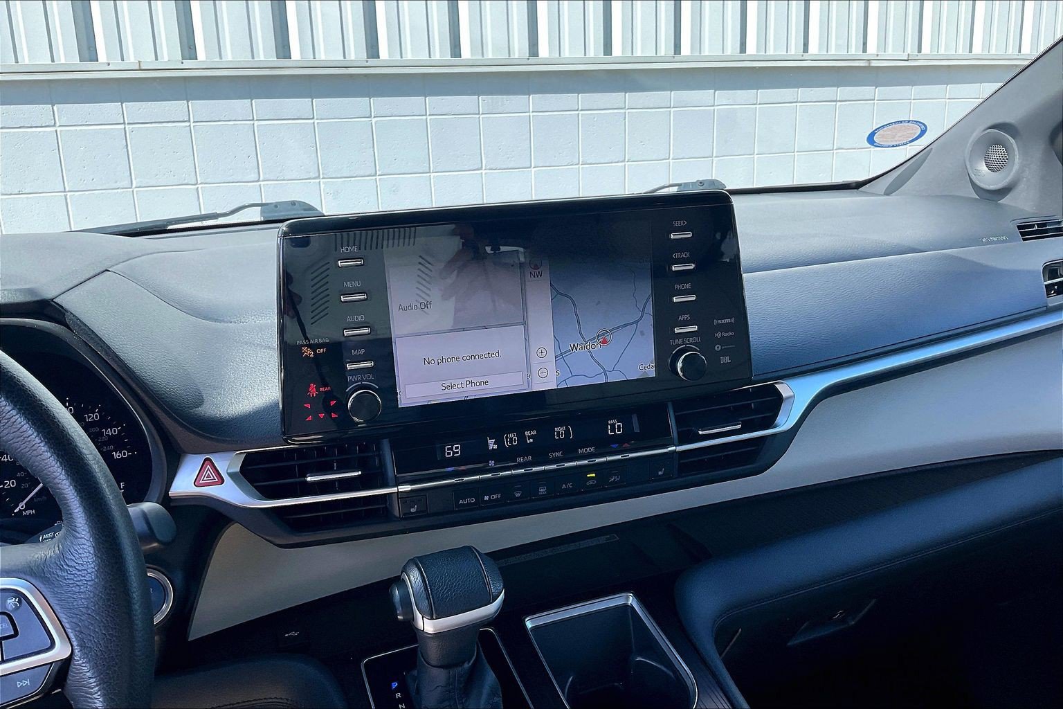 Used 2021 Toyota Sienna XLE w/ XLE Plus Package AWD/4WD image 38