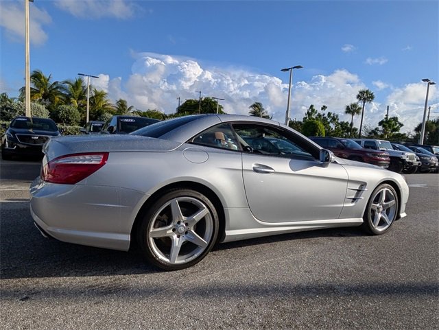 Used 2016 Mercedes-Benz SL 550 image 11