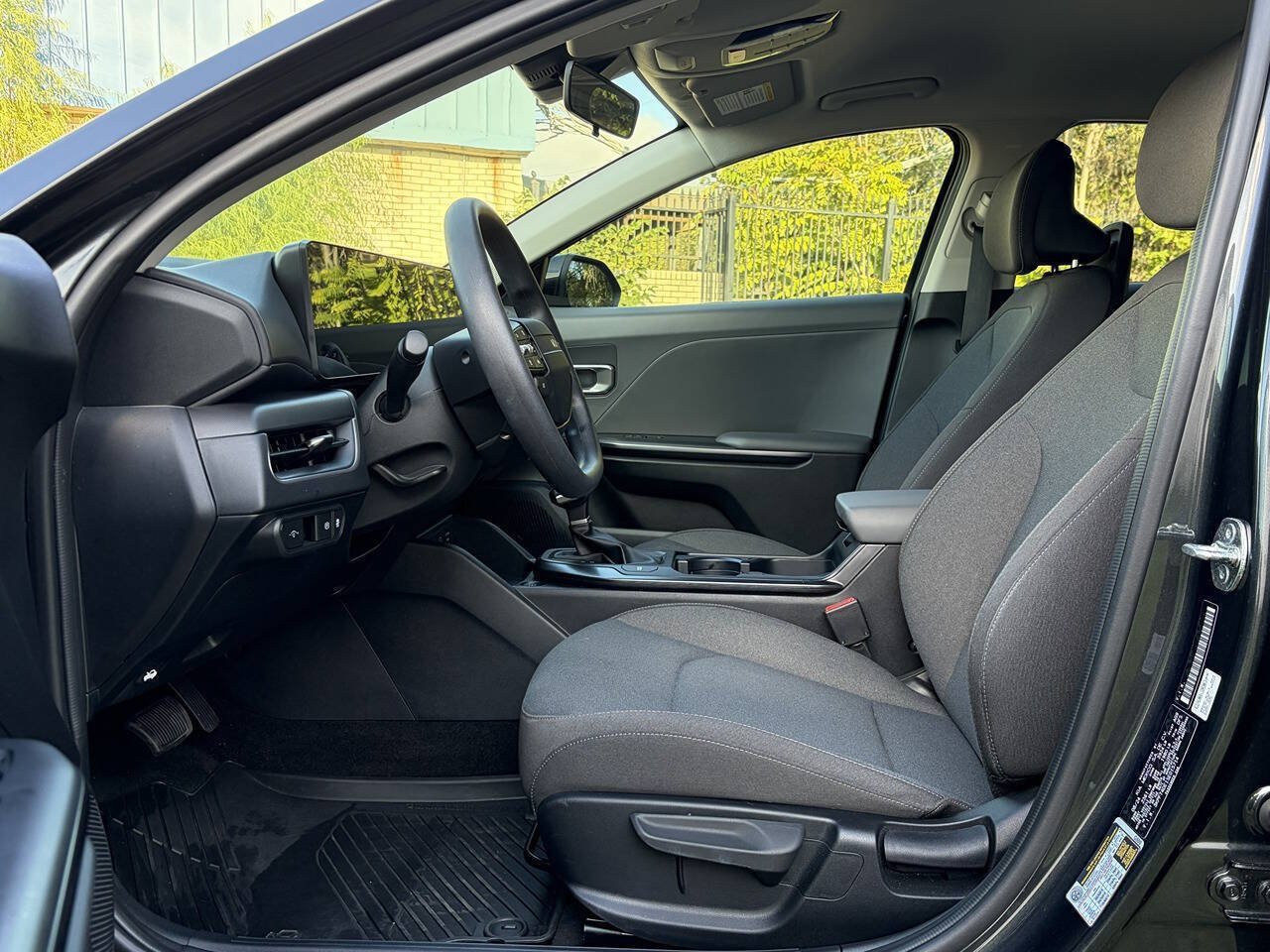 Used 2025 Kia K4 FWD image 30