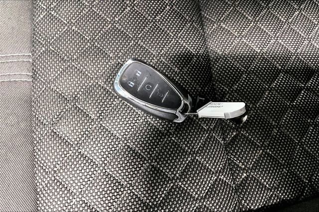 Used 2020 Chevrolet Blazer LT image 30