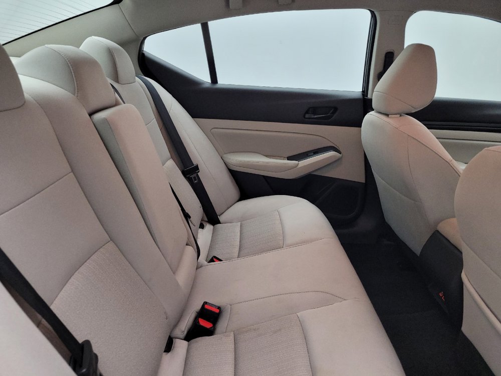 Used 2025 Nissan Altima 2.5 SV FWD image 19