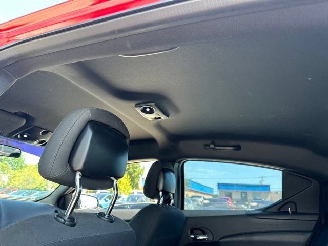 Used 2013 Dodge Avenger SXT FWD image 11