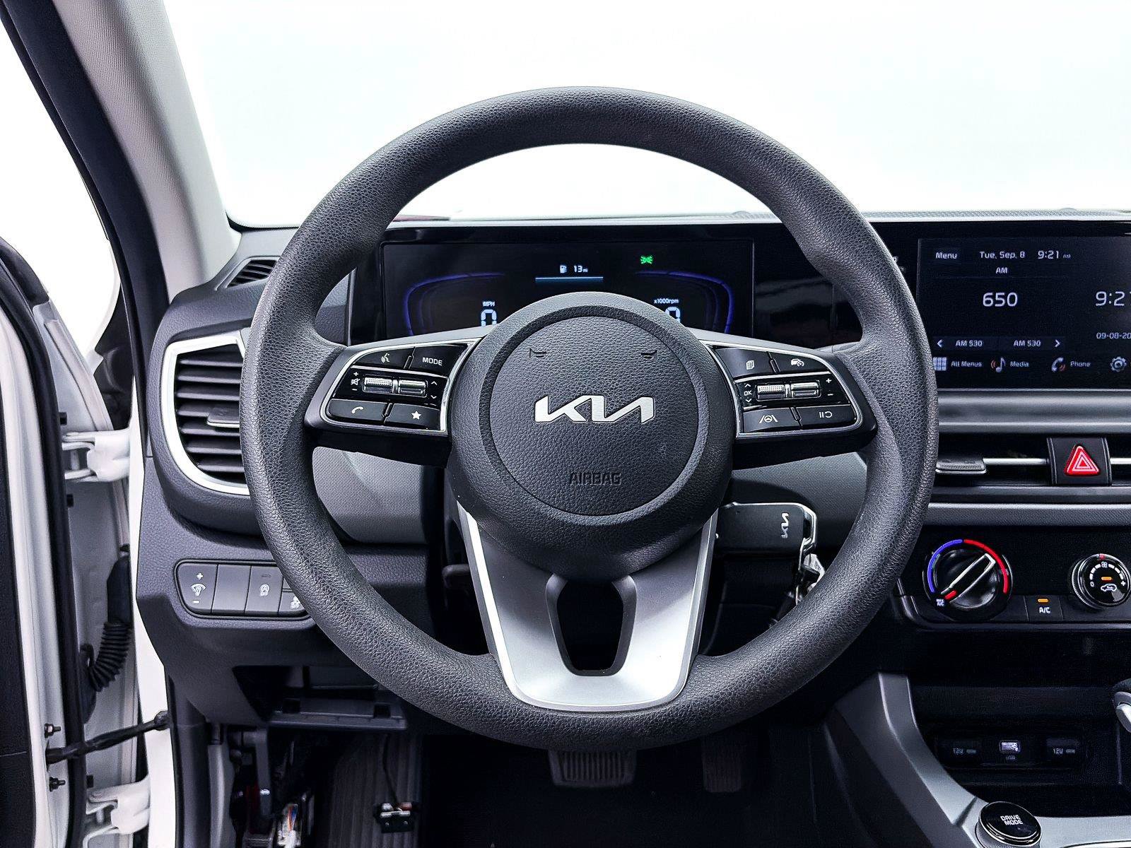 Used 2025 Kia Seltos LX AWD/4WD image 27