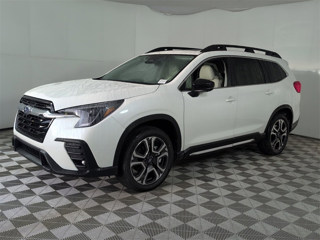New 2025 Subaru Ascent Limited image 4