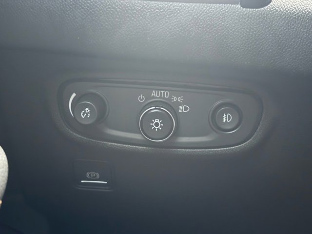 Used 2022 GMC Terrain AT4 w/ LPO, Floor Liner Package image 23