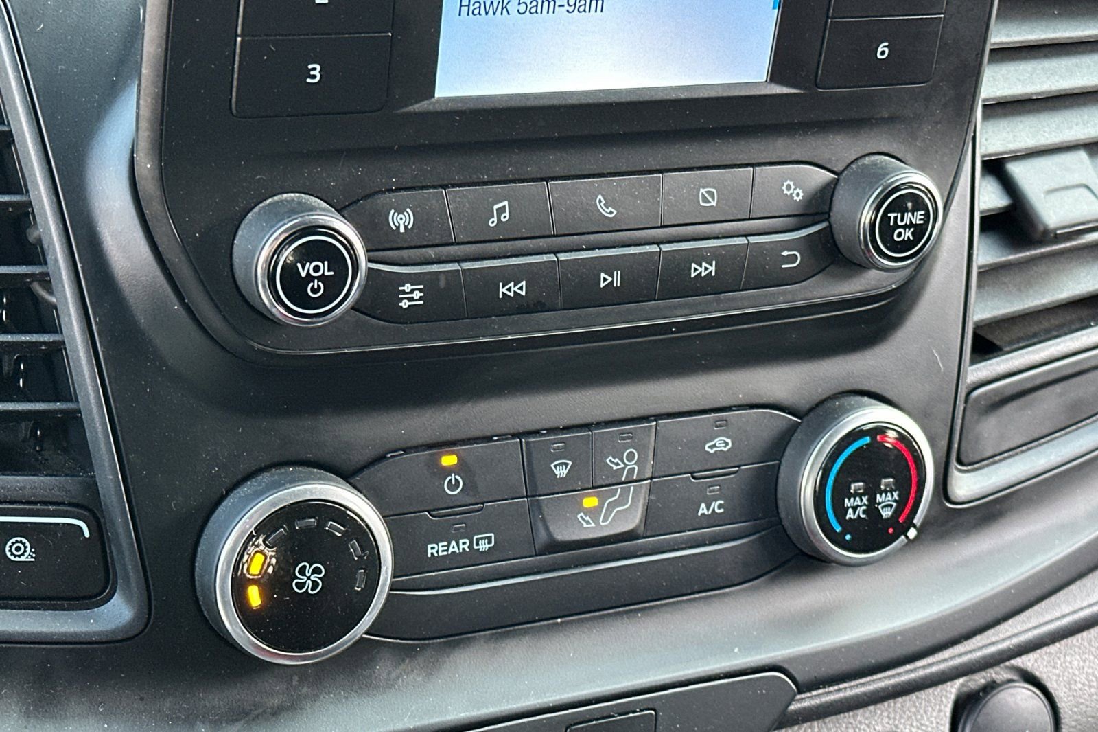 Used 2024 Ford Transit 250 Low Roof w/ Exterior Upgrade Package image 19