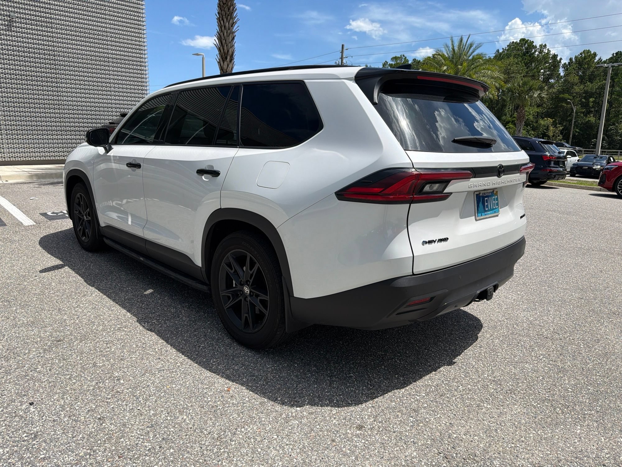 Used 2025 Toyota Grand Highlander AWD Hybrid image 5