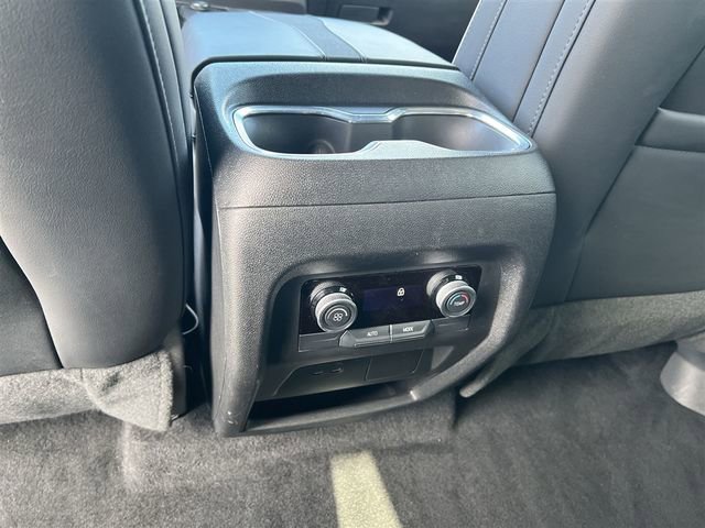 Used 2025 Buick Enclave Preferred image 26