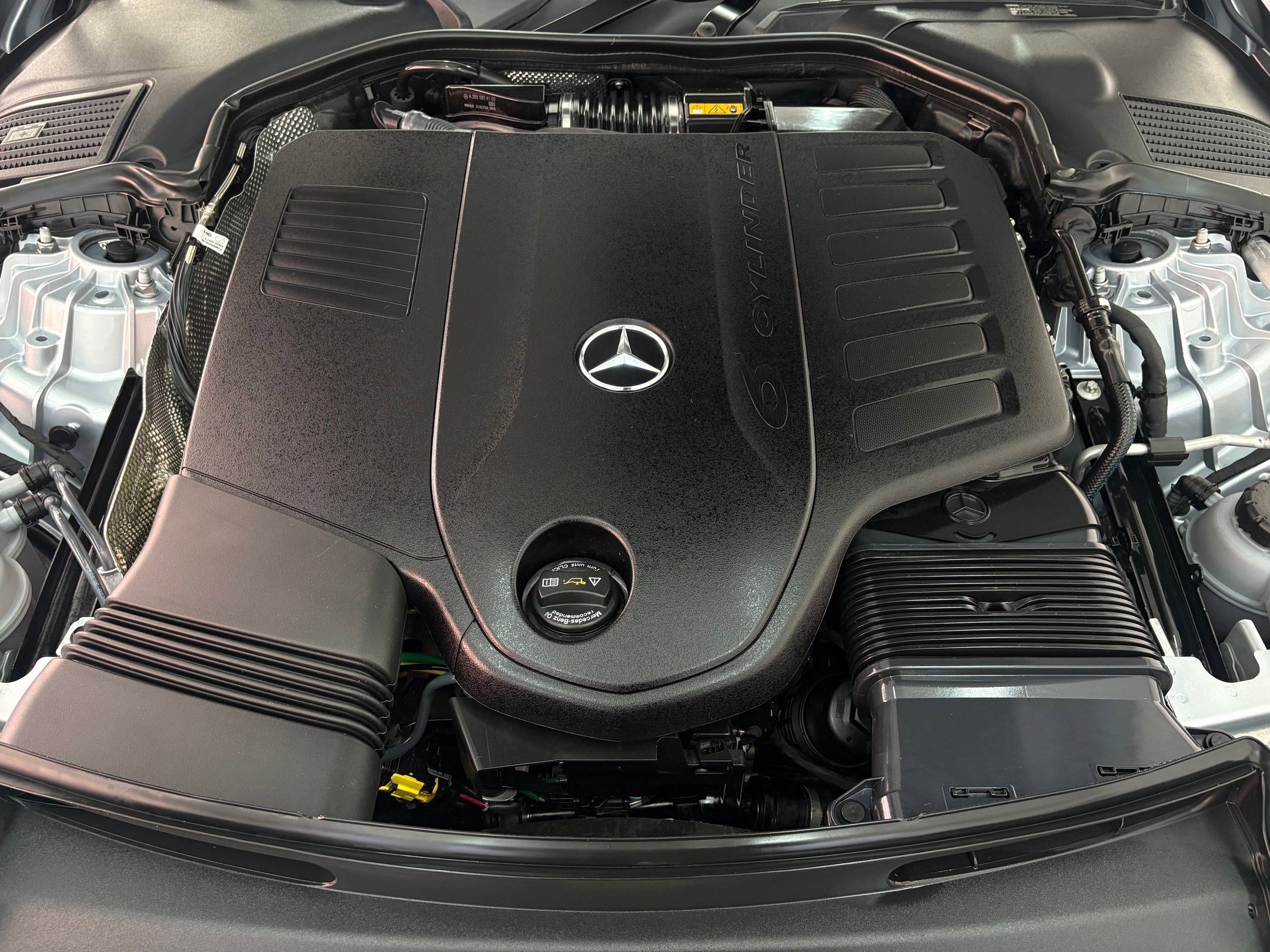 Used 2025 Mercedes-Benz CLE 450 4MATIC Cabriolet image 29