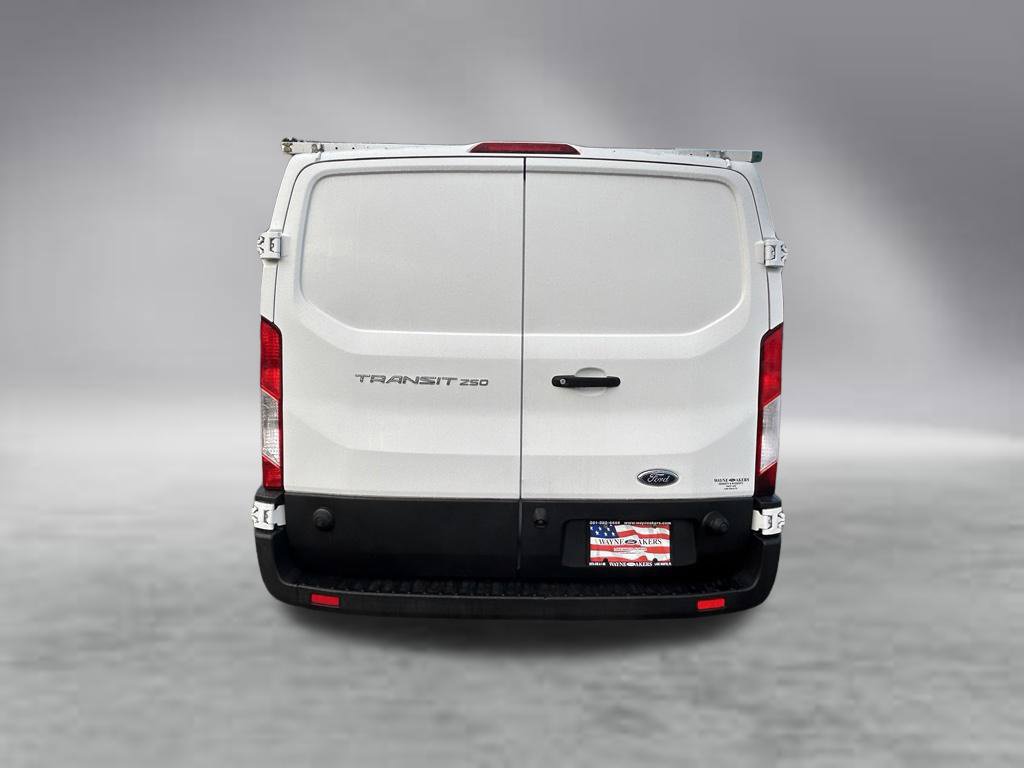 Used 2019 Ford Transit 250 148 Low Roof RWD image 5