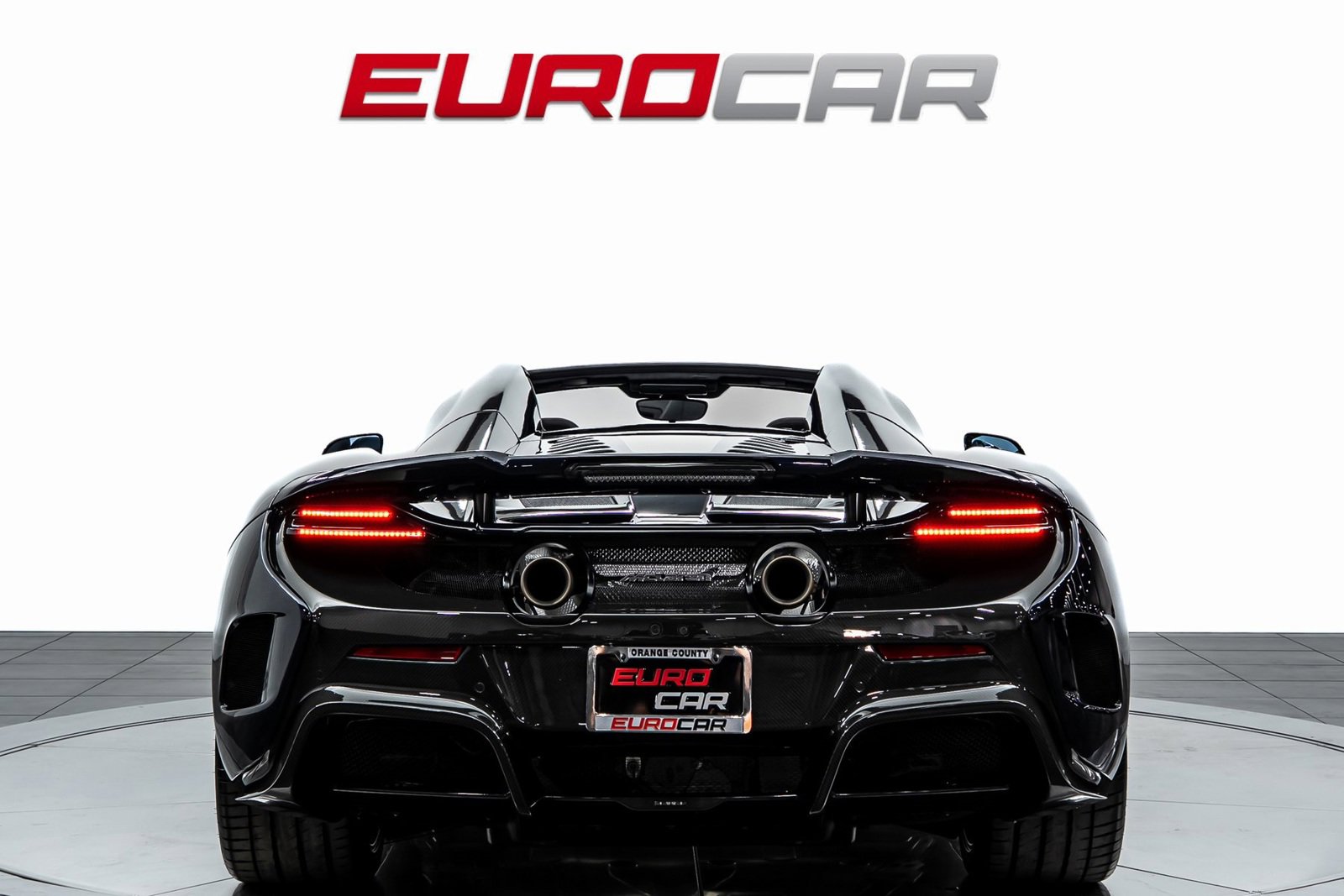 Used 2016 McLaren 675LT Spider image 5