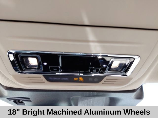 Used 2023 Lincoln Corsair FWD w/ Equipment Group 101A image 19