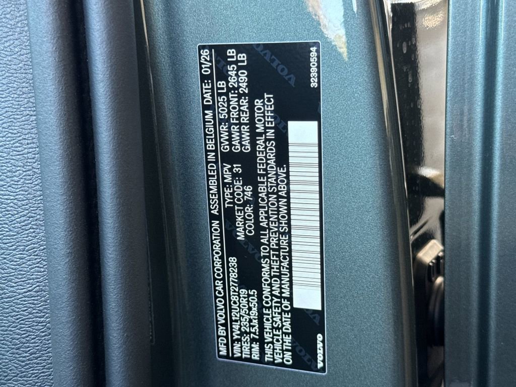 New 2026 Volvo XC40 B5 Plus w/ Protection Package Premier image 28