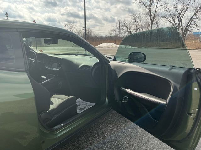 Used 2020 Dodge Challenger SXT w/ Blacktop Package image 18