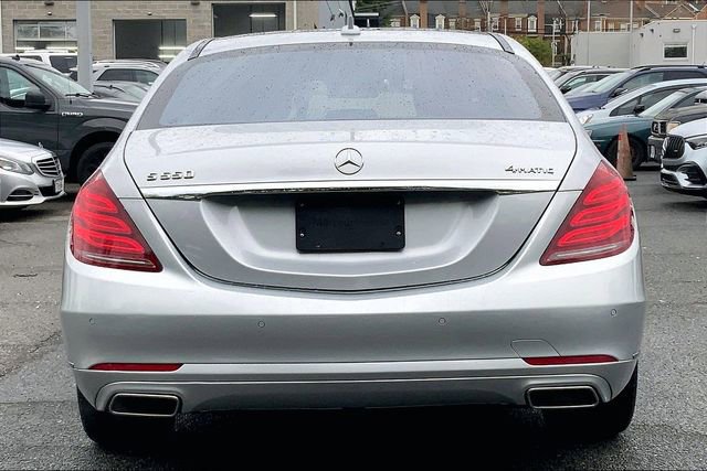 Used 2016 Mercedes-Benz S 550 4MATIC Sedan image 3