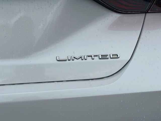 Used 2019 Toyota Avalon Limited FWD image 44