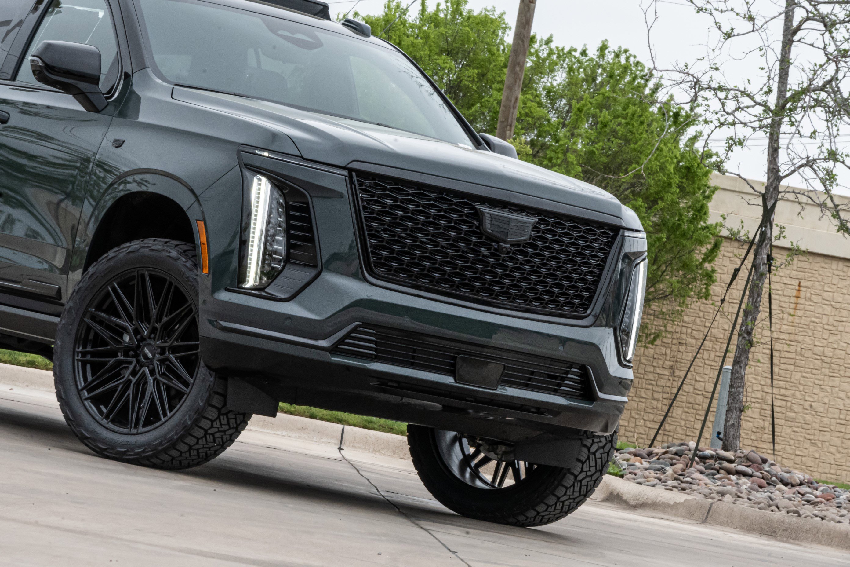 Used 2026 Cadillac Escalade Luxury image 41