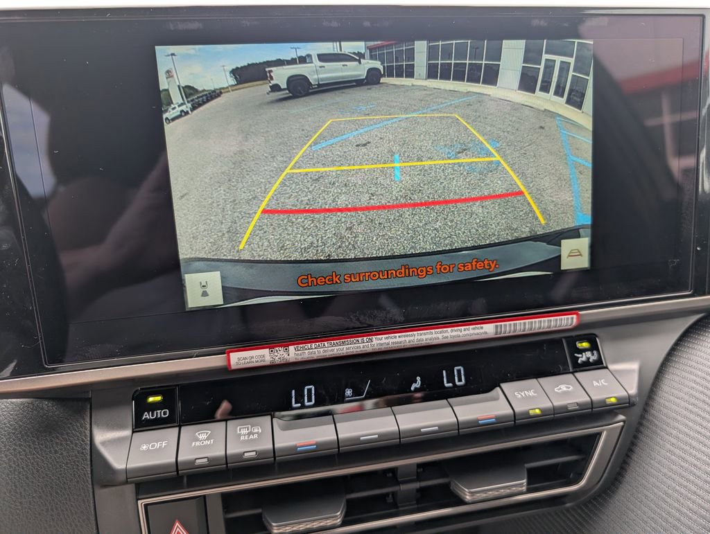 New 2026 Toyota Camry Hybrid image 13