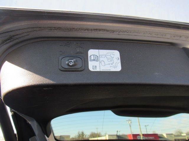 Used 2018 Ford Escape Titanium image 30
