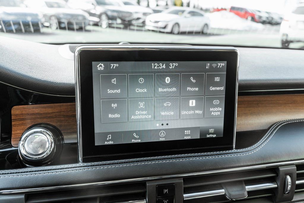 Used 2022 Lincoln Corsair Reserve image 10