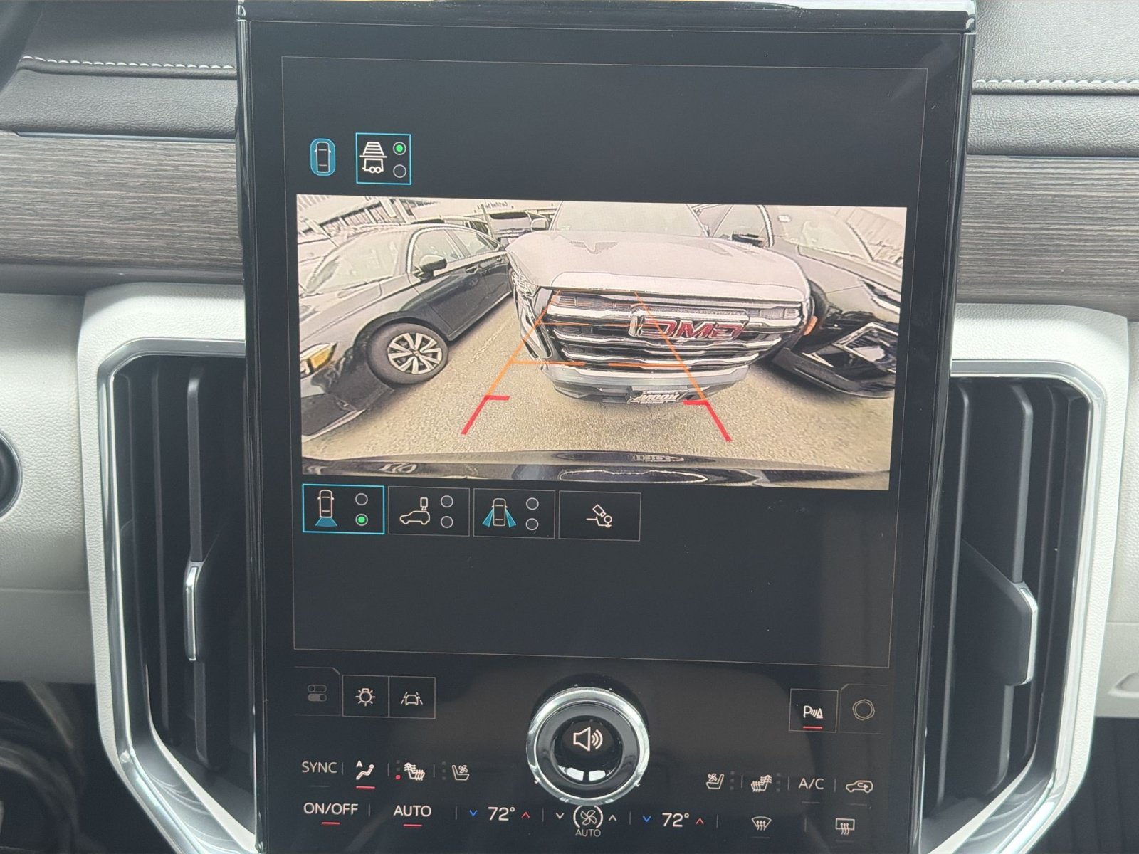 New 2026 GMC Acadia Denali w/ Super Cruise Package AWD/4WD image 19
