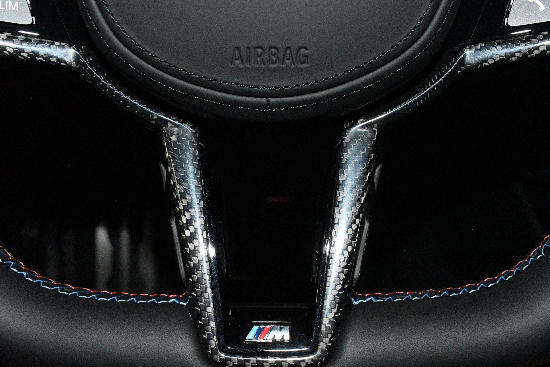 Used 2025 BMW M2 w/ Lighting Package RWD image 32