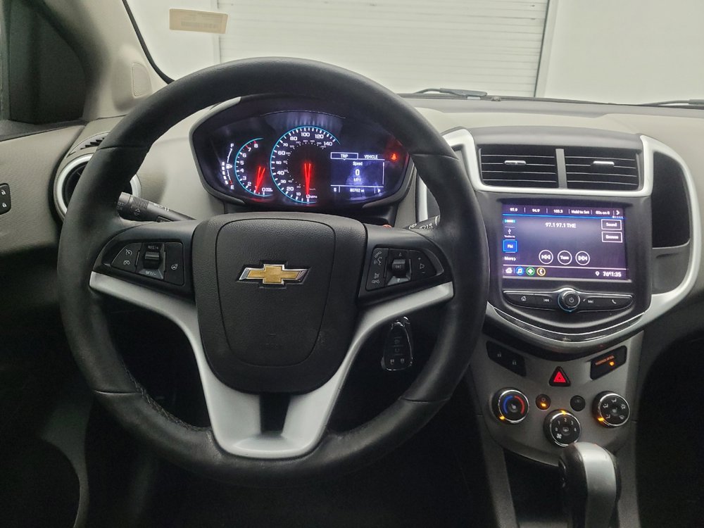 Used 2020 Chevrolet Sonic LT w/ Convenience Package FWD image 22
